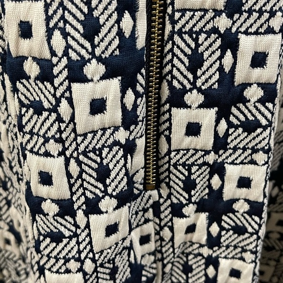 TAYLOR || women’s size 6 Navy Blue & Cream Geometric Textured Dress - Picture 8 of 14